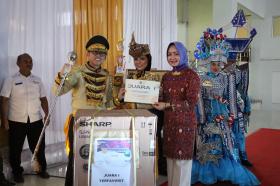 Bapenda Lampung meraih Juara 1 Terfavorit lomba fashion show dalam rangka HUT Provinsi Lampung ke-59